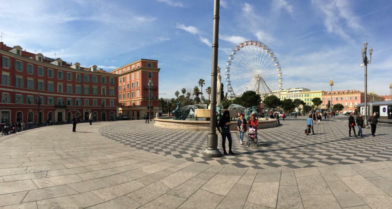 Apartment On Place Massena นีซ ภายนอก รูปภาพ