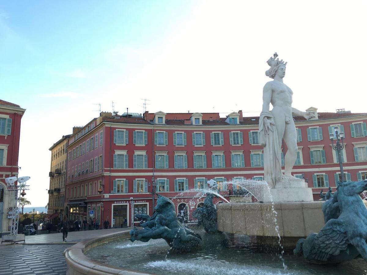 Apartment On Place Massena นีซ ภายนอก รูปภาพ